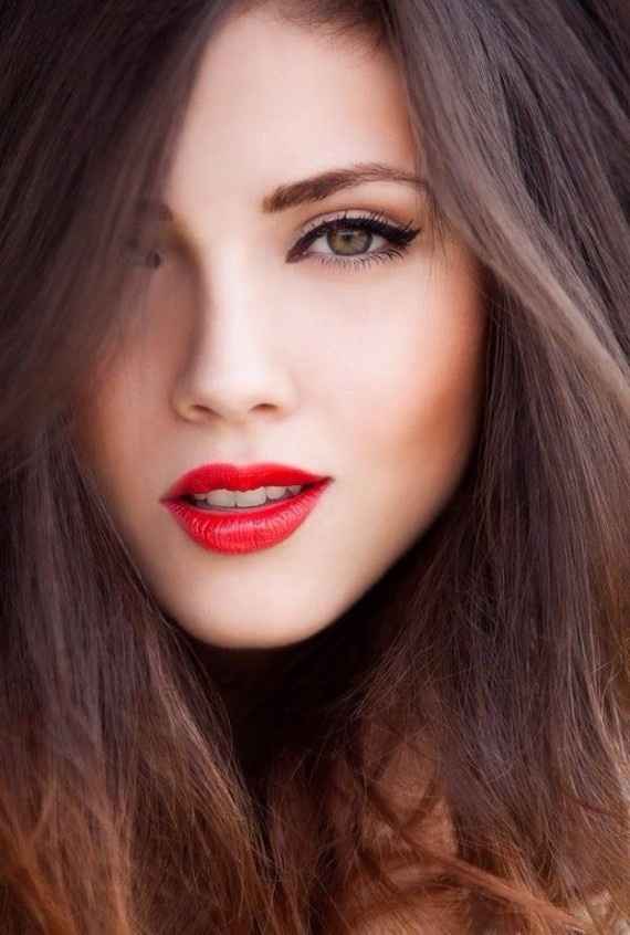 Labios rojos para el gran día