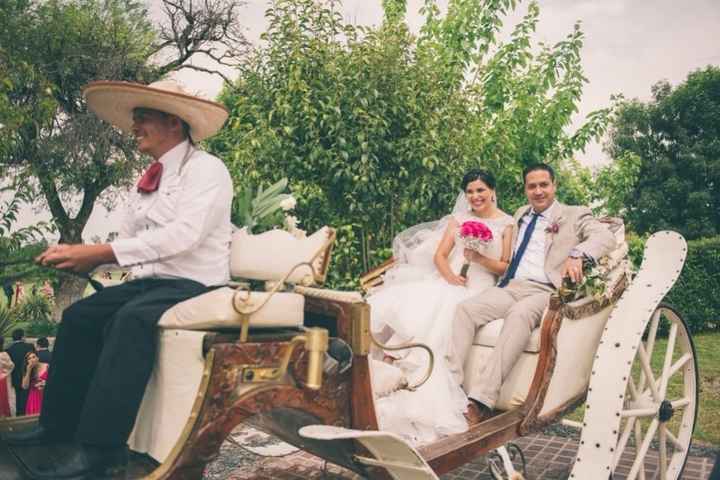 Abraham y Rosella: https://www.bodas.com.mx/historias-boda/abraham-rosella--rw2421