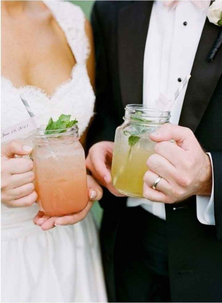 ¿Barra libre o botellas por mesa?