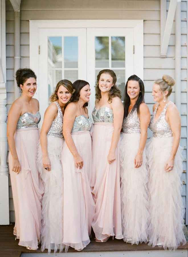 Damas con vestido de dos piezas ¿sí o no?