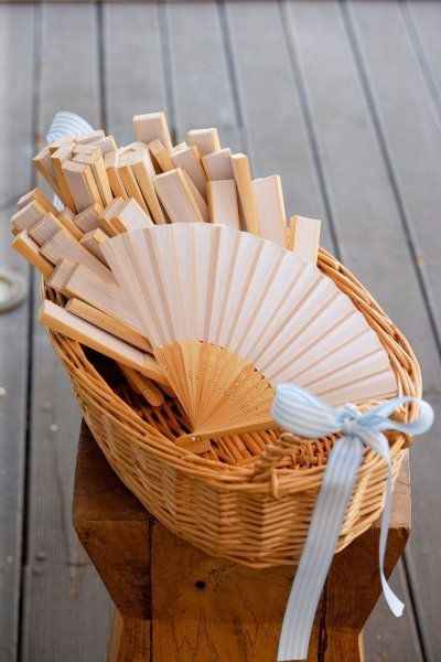 Abanicos para regalar en la boda ¿sí o no?