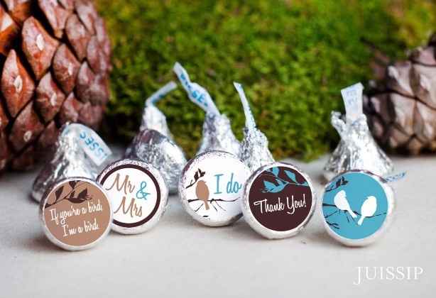 5 recuerdos para tu boda con chocolates kisses ¡vota por tu favorito!