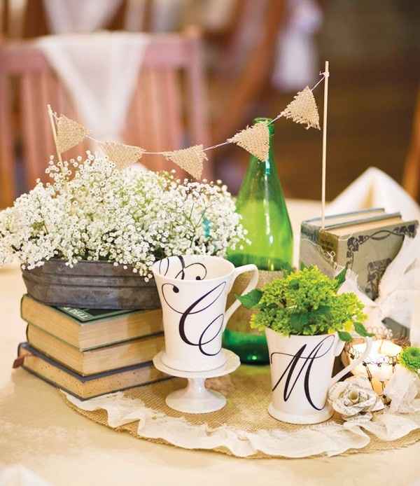 10 centros de mesa con libros ¿cuál es tu favorito?