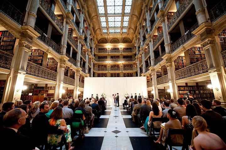 ¿Te casarías en una biblioteca?