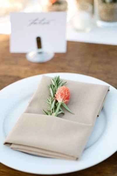 8 ideas para presentar las servilletas en tu banquete