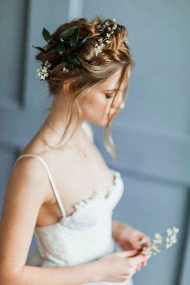 5 peinados con flores ¿cual te gusta más?