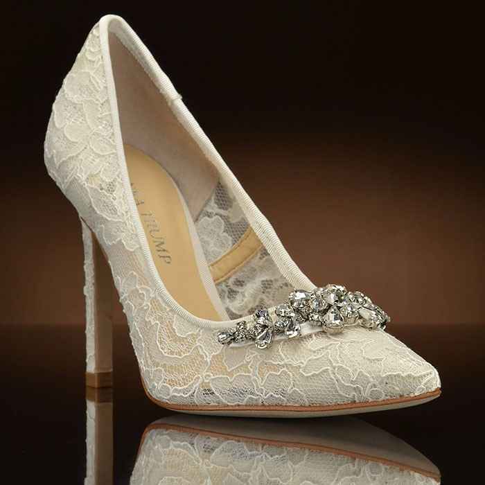 Zapatos de novia con encaje ¿sí o no?