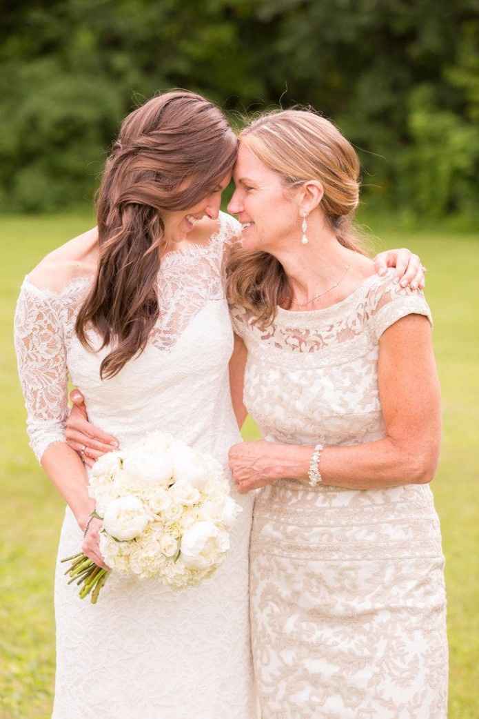 Fotos de novias con mamá ¡vota por tu favorita!