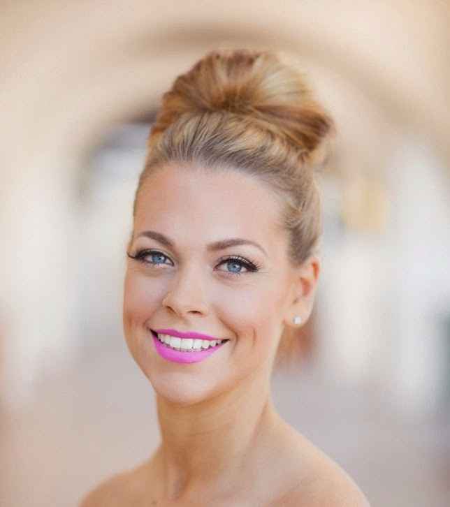 Maquillaje de novia: ¿Rosa o Emma?