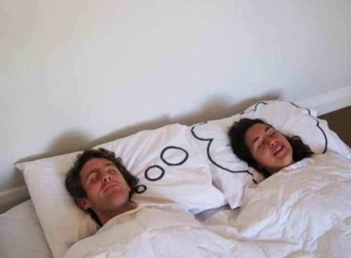 ¿De qué lado de la cama dormirás?