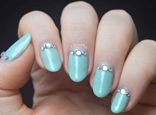 5 uñas azules para novia ¿cuál prefieres?
