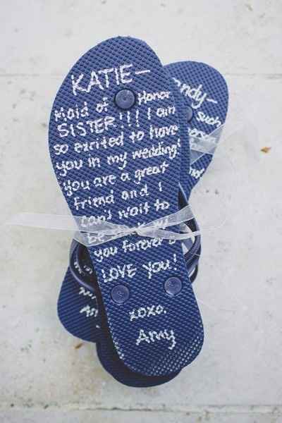 5 chanclas para tus invitadas ¡vota por tu preferida!