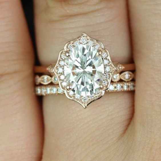 ¿Qué anillo de compromiso es perfecto para novias mochileras?