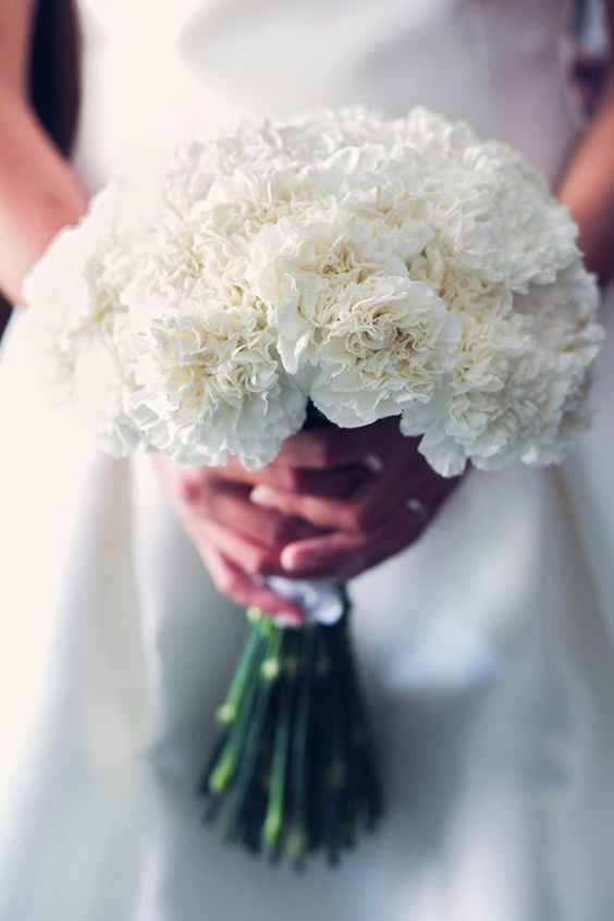 8 ramos de novia con claveles ¿cuál te gusta?