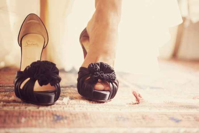 9 zapatos negros para novia ¿te atreverías?