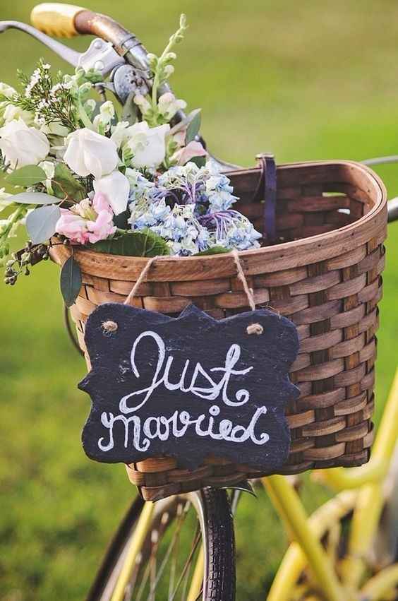 6 decoraciones con bicicletas para tu boda ¿cuál te gusta?