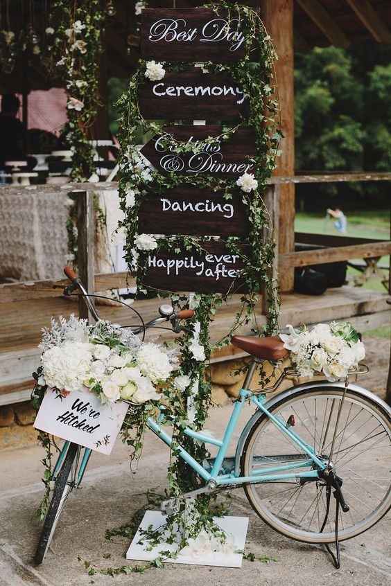 6 decoraciones con bicicletas para tu boda ¿cuál te gusta?