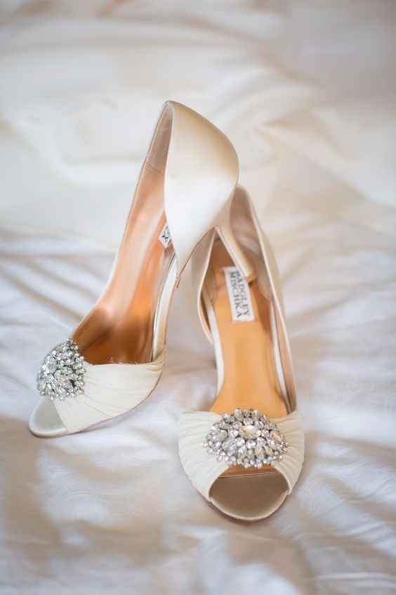 Los zapatos ¿novia tímida o coqueta?
