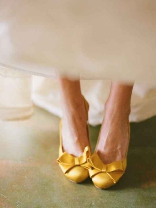 10 Zapatos Amarillo Pálido ¿te los pondrías?