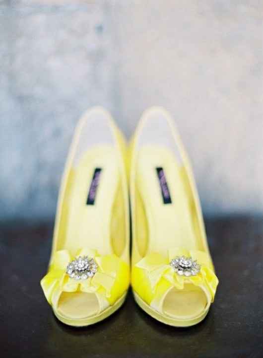 10 Zapatos Amarillo Pálido ¿te los pondrías?