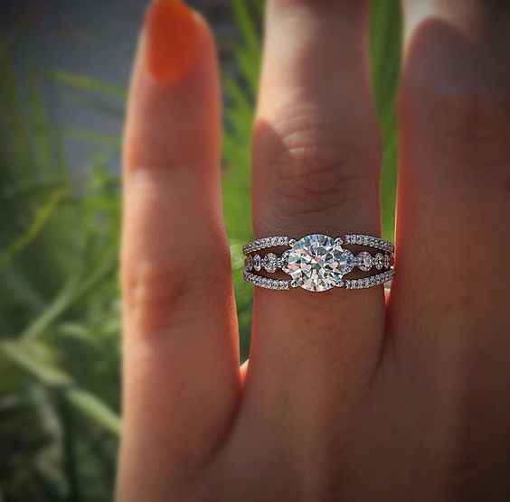 Elige tu anillo de novia inspirado en Barbie