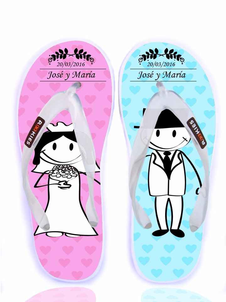 ¿Quien regalará pantuflas o chalas a los invitados?