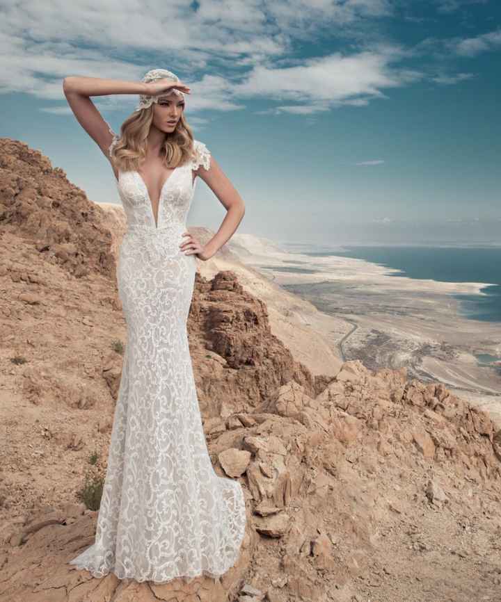 Vestido muy escotado ¿te atreverías?