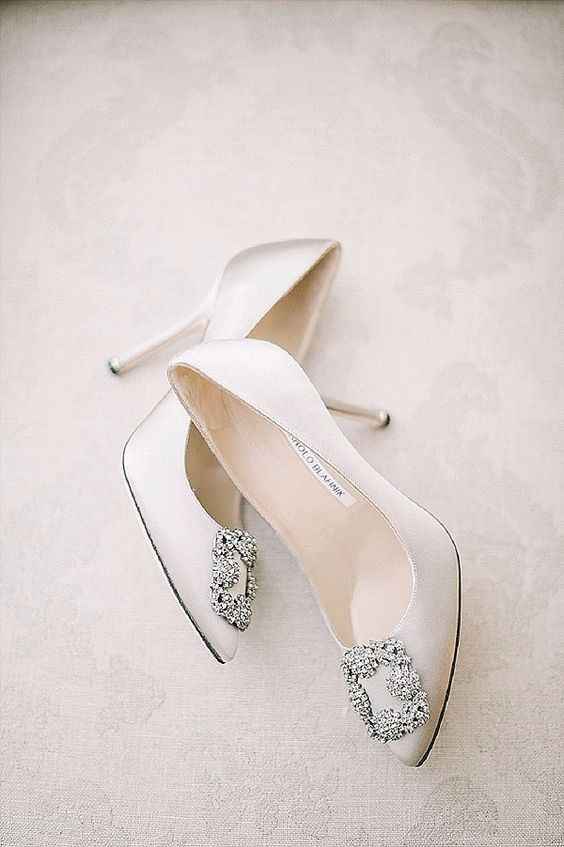 Zapatos blancos In 👍 o Out 👎