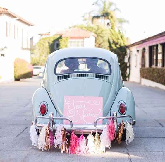 Adorno coche de novios