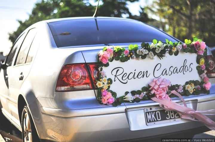 Adorno coche de novios