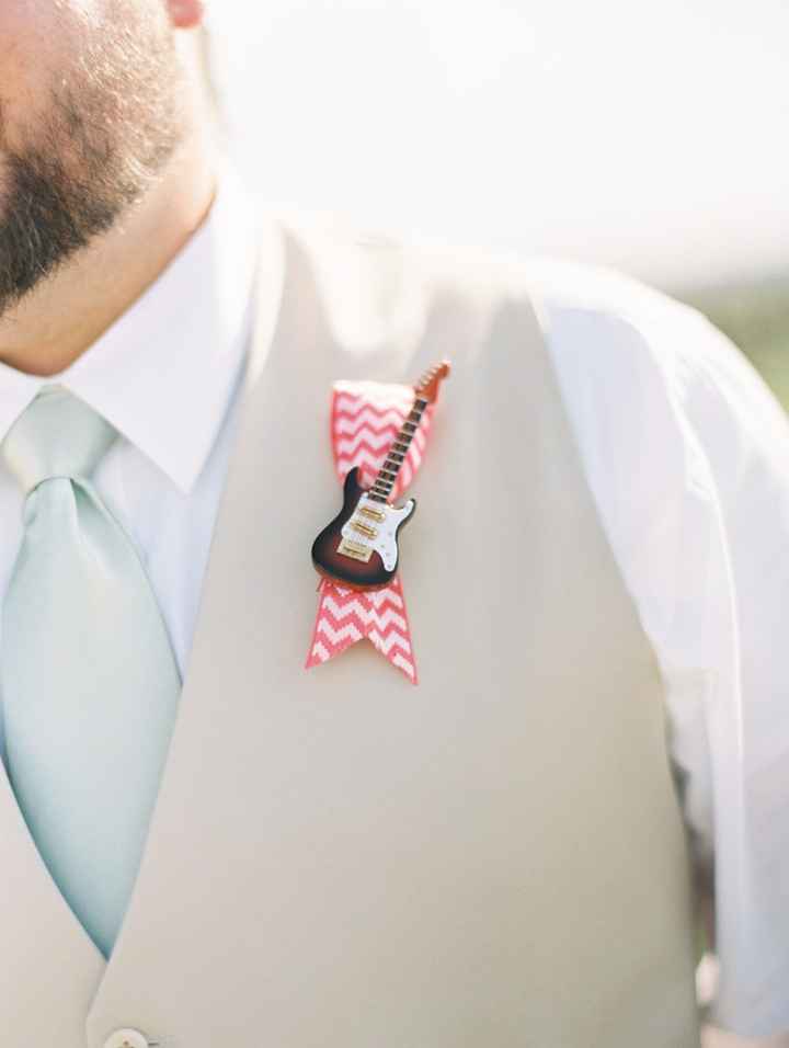 ¡Si quiero este boutonniere!