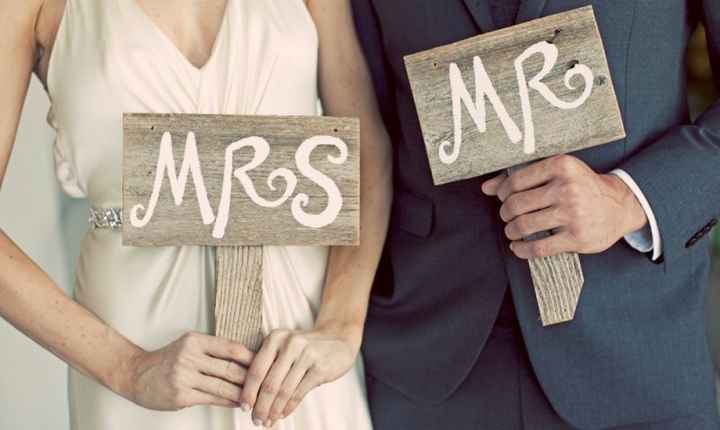 Completa la frase: Mr. & Mrs. __ 👫