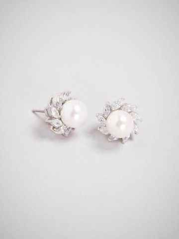 >> Total White