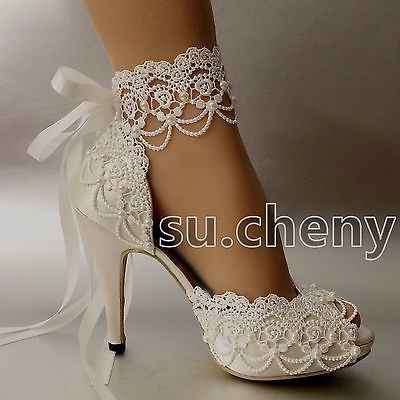 ¿Qué zapatos eligen para un look de novia mexicano? 