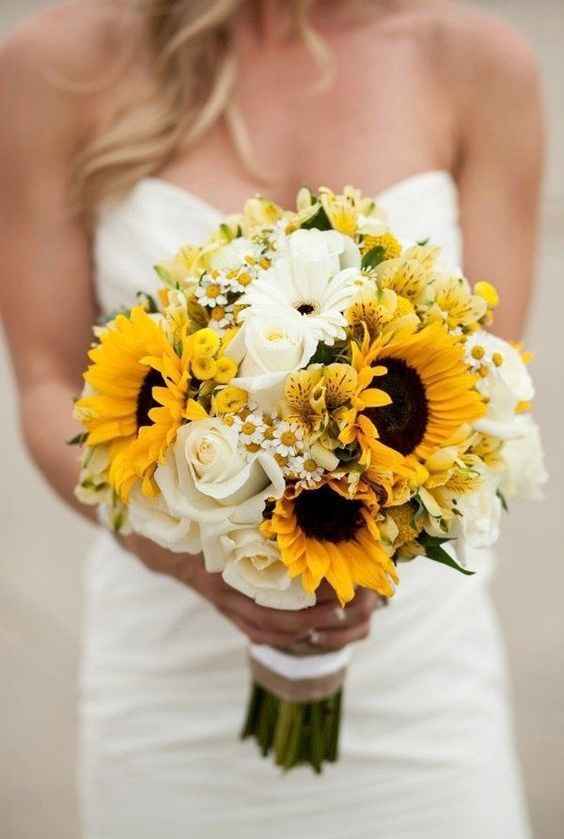 Ramos con girasoles