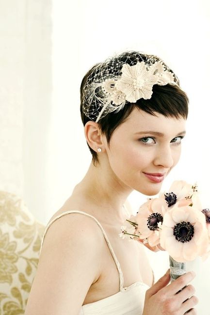 Novias de pelo corto