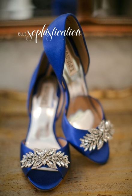 Zapatos "algo azul"
