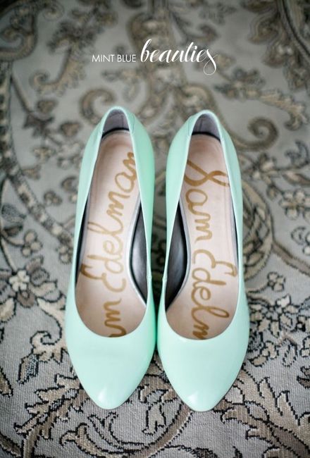 Zapatos "algo azul"