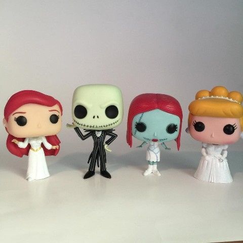 Cake topper