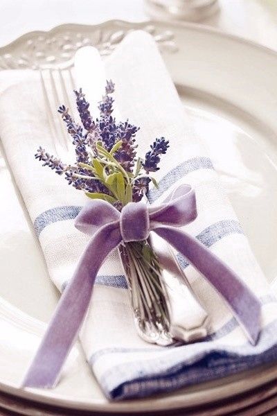 8 ideas para presentar las servilletas en tu banquete