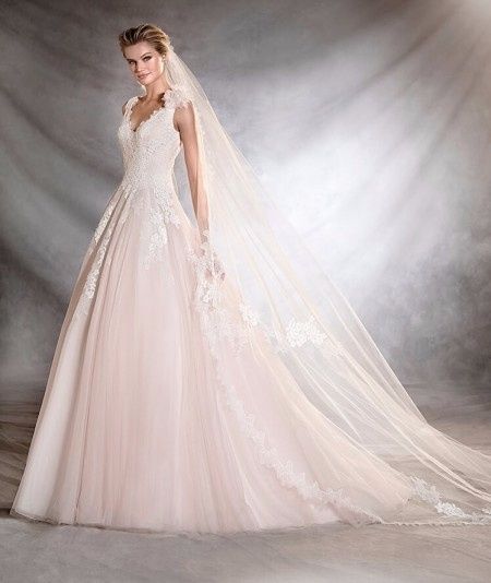 Vestidos de la nueva colección de Pronovias 2017