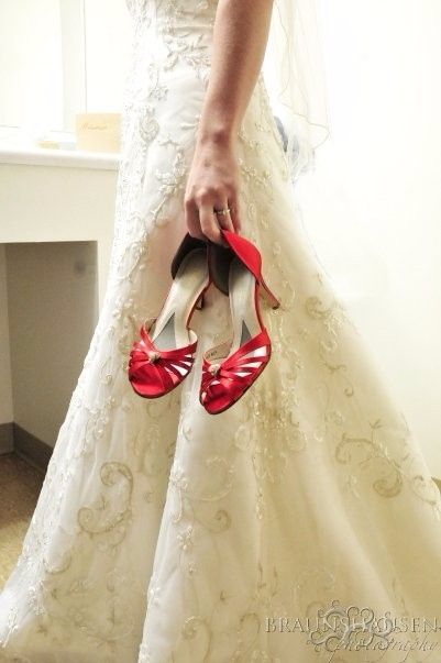Rojo + ivory