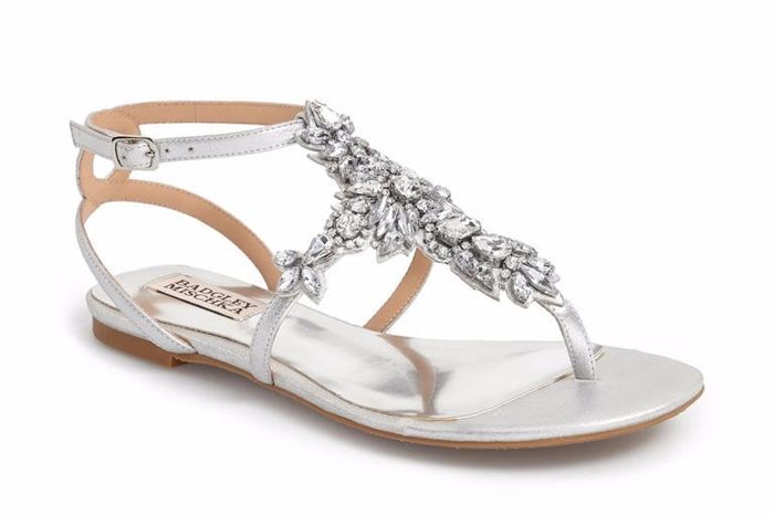 4 zapatos bajos para novias ¿cuál elijes?