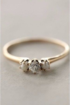 Anillo de novia Adelita