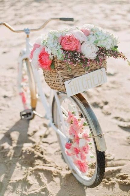 6 decoraciones con bicicletas para tu boda ¿cuál te gusta?