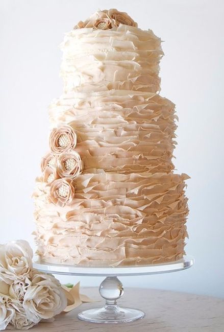 7 pasteles color avellana