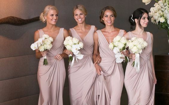 Vestidos pale dogwood para damas ¿te atreves?