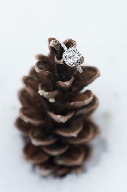 9 ideas para tomarle fotos a tu anillo ¡escoge tu favorita!