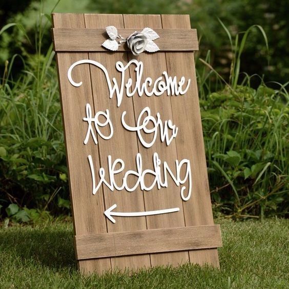 8 carteles para la entrada a la recepción