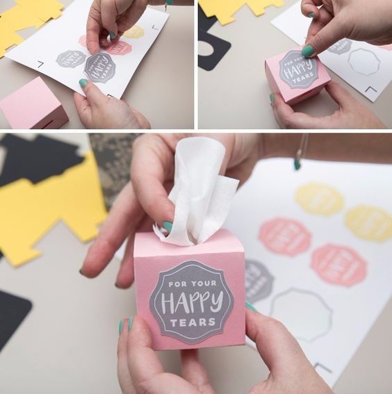 Cajita para los pañuelos de lágrimas de la felicidad.
